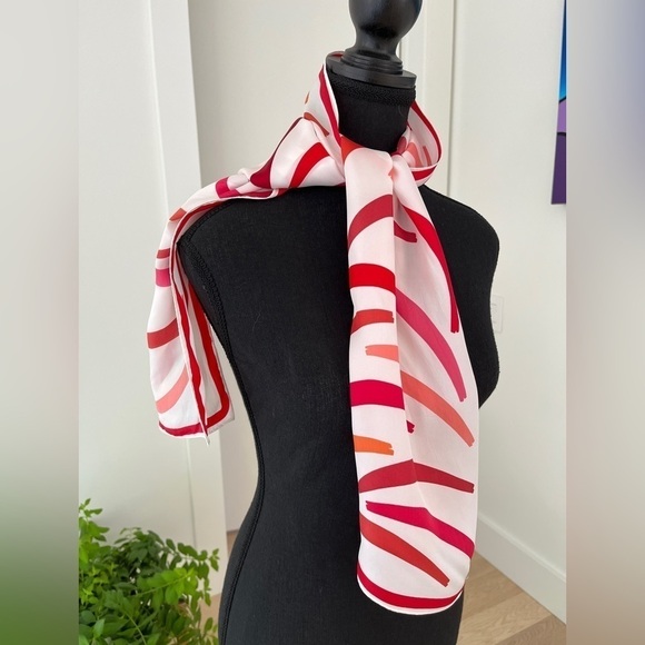 AVON Vintage Acetate Twill Oblong Scarf Made Japan Lipstick Colours Neck Scarf - Picture 4 of 11